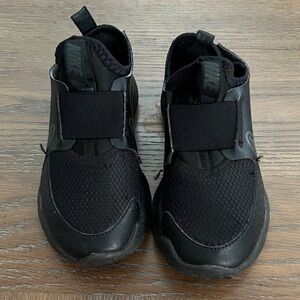 Nike Kids Black Sneakers